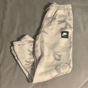 Nike Camo Sweatpants